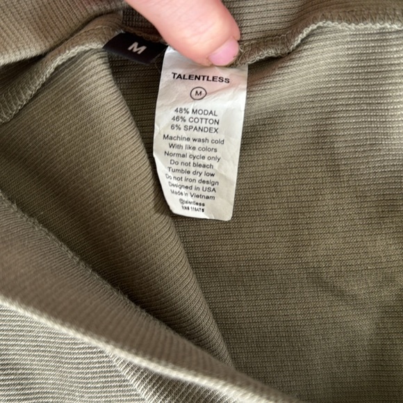 Talentless Ribbed Biker Shorts 3” - Picture 4 of 4